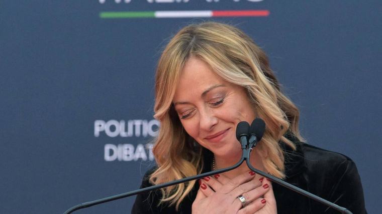 Record de longévité gouvernementale en poche, Giorgia Meloni met le cap sur les législatives 2027 en Italie