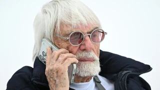 Zwischenfall am Flughafen – Bernie Ecclestone reist mit Schrotflinte im Gepäck