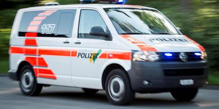 Polizeitaucher bergen 24-Jährigen tot aus dem Rhein
