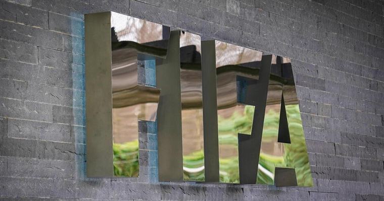 Der Weltfussball steuert auf den grossen Knall zu 13:26 Uhr