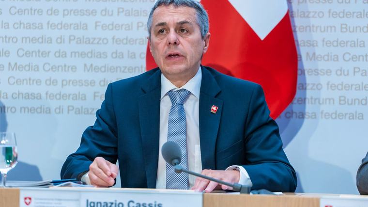 Neutralitätsinitiative «Niemand will in die Nato»: So bekämpft Cassis Blochers Projekt 631 1.4k 21