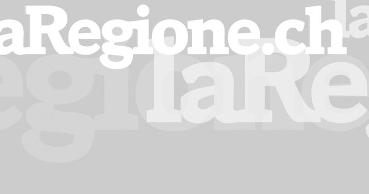 laR+   MORBIO SUPERIORE Aperte le iscrizioni per il mercatino di Natale