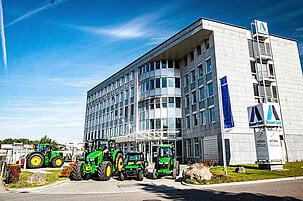 Ausstellungen Landtechnik (current) -->