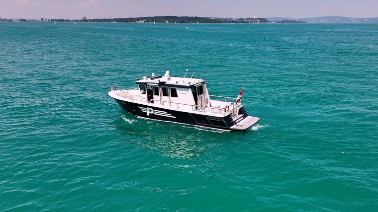 +41 - Das Schweizer Reportagemagazin Arbeiten auf dem Wasser