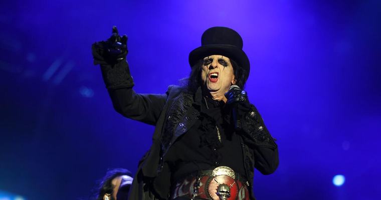 Alice Cooper: Warum er heute mehr Energie hat als mit 40 09:01 Uhr