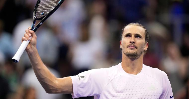 US Open Zverev schlägt überforderten Darderi – Becker-Rekord erreicht
