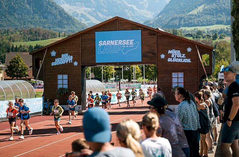 Abo Sport Ausverkauft, viel Publikum, starke Stimmung: Der Sarnerseelauf begeistert mit Rekordkulisse update vor 5 Stunden · Jörg Greb
