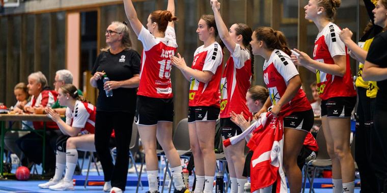 Buchserinnen unterliegen LC Brühl knapp mit 22:23